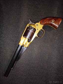 perkusný revolver - 2