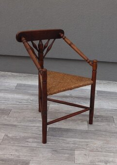 Kreslo drevené z roku cca 1900. - 2