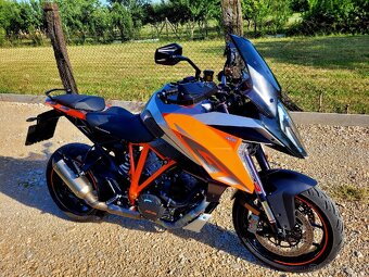 KTM SuperDuke 1290 GT - 2