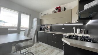 SLOVREAL predaj kompletne zrekonštruovaný 3i byt, Žiar n/Hro - 2