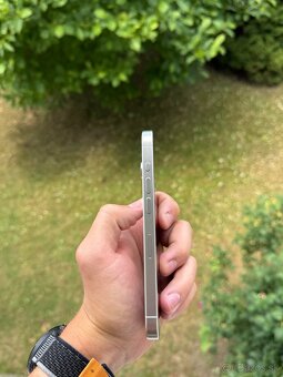 iPhone 15 pro 256gb White Titanium - 2