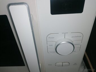 Mikrovlnka Whirlpool Cena 35.€uro Top Stav.. - 2