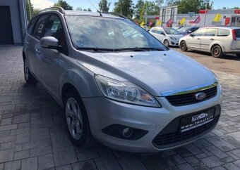 Ford Focus 1.4 16V benzín manuál 59 kw - 2