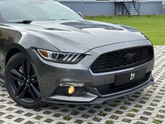 Ford Mustang - informácie v popise - 2