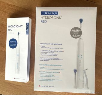 Predám úplne novú elektricku kefku Curaprox Hydrosonic PRO - 2