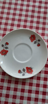 RETRO Predam čajovu supravu 6ks - 2