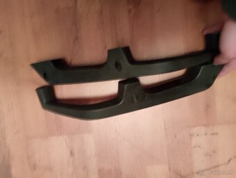 Predám na tatra 613 chromka - 2