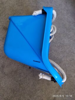 Pevna plastova hojdacka pre deti 18 - 36 mesiacov - 2