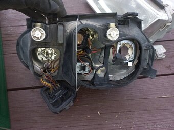 Predné svetlo golf. - 2