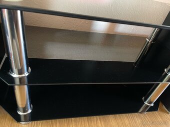 Stolík pod telku/Komoda - 2