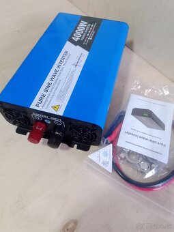 Menič napätia 12V/230V 2000W/4000W - 2