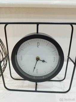 Hodiny, svetlo lampasove - 2