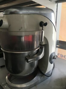 Kuchynský robot - 2