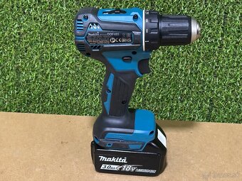 MAKITA Aku bezuhlíkový skrutkovač Li-ion LXT 18V DDF485 - 2