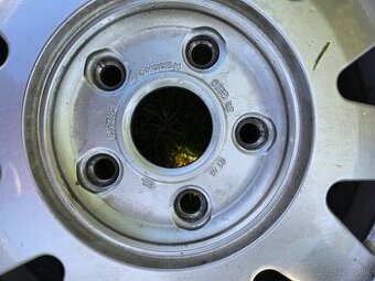 Audi alu. elektony 15" - 5 kusov. - 2