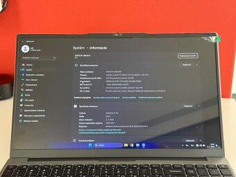Predám notebook Intel core i7 - 2