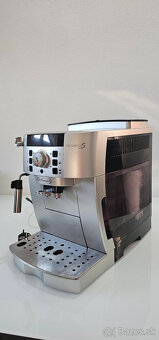 Predám kávovar Delonghi Magnifica S - 2