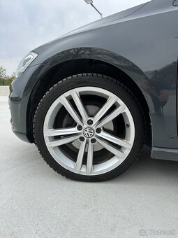 Golf Variant 2.0 TDI Highline DSG (matrix,digi cockpit,F1) - 2