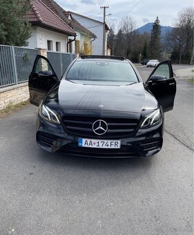MERCEDES BENZ E350 AMG - 2