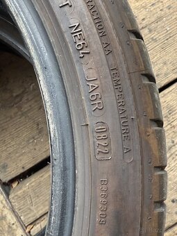 Predam letne pneu Dunlop 215/40 r17 DOT 2022 - 2