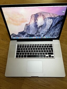 Apple Macbook Pro i5 - 17" /SUPER CENA/ - 2