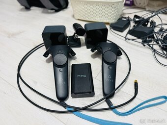 HTC Vive + HTC Wireless adapter - 2