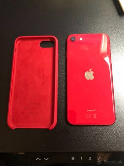 Predám iPhone SE 2020 64 GB Red - 2
