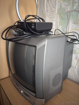 Aiwa tv uhlopriečka 37cm s dvbt Turner, anténa - 2