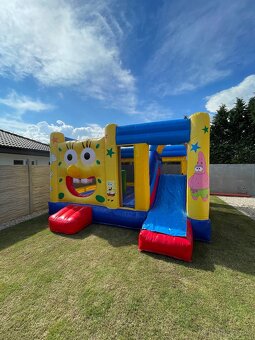 Skákací hrad Sponge Bob 5x4x3 metre - 2