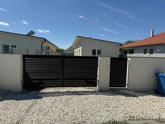 Rodinný dom v obci Trávnik - 2