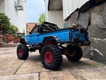 RC crawler Toyota 1/10 - 2