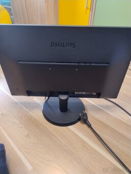 LCD monitor Philips 24" - 2