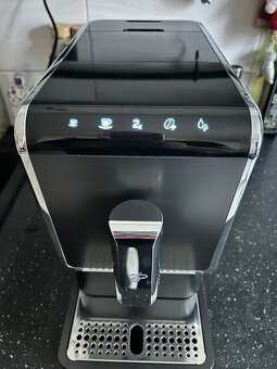 Plnoautomatický kávovar Tchibo - 2