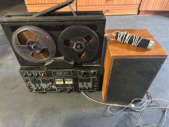 Predám magnetofón Tesla B113 s reprakom a mikrofónom - 2