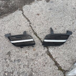 Prajem ľavú aj pravu časť masky nissan almeru n16 - 2