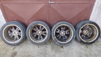 225/45 R17 5x112 - 2