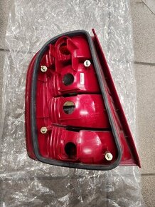 Predám zadné svetlá Fabia 1 - 2