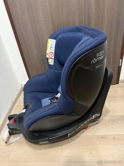 Britax Römer Dualfix M i-Size (ISOFIX) - 2
