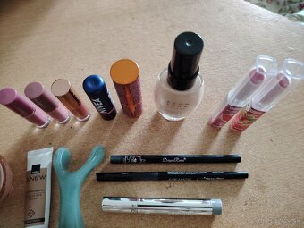 Dekoratívna kozmetika - 2