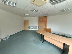 MAXFIN REAL - Pekná kancelária s parkovaním v Nitre - 2