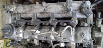 predám MOTOR D4FB Hyundai i30 1.6 CRDI 2012 DVERE 0445110320 - 2