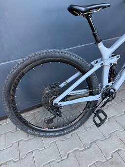 Trek Fuel EX 9.8 Carbon, karbon 29”, Velkost S - 2