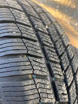 Zimne pneu Barum polaris 195/65 r15 - 2