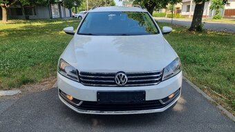 Volkswagen Passat - 2