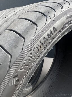 YOKOHAMA 265/35 R22 - 2