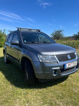 Suzuki Grand Vitara 2.0 benzín - 2