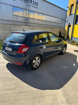 Kia ceed 1,4L benzin 2009 - 2