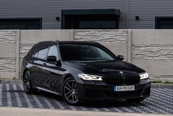 BMW 520d Touring / M Paket / HK Audio / TOP STAV / PANORÁMA - 2