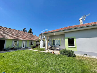 Rodinný dom s hydroponickou farmou a 40 árovým pozemkom, Iža - 2