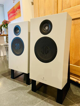 Lyravox Karlos SE - 2